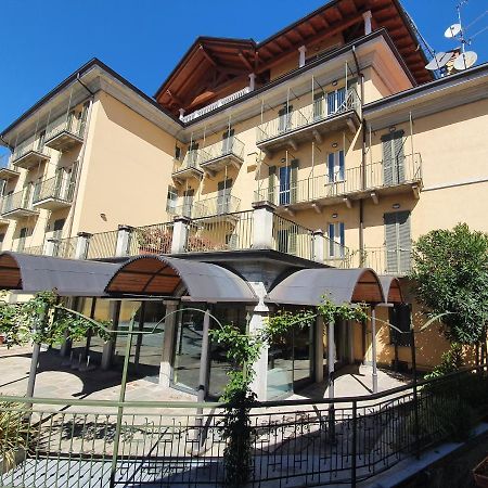 Hotel Azalea Baveno Exteriör bild