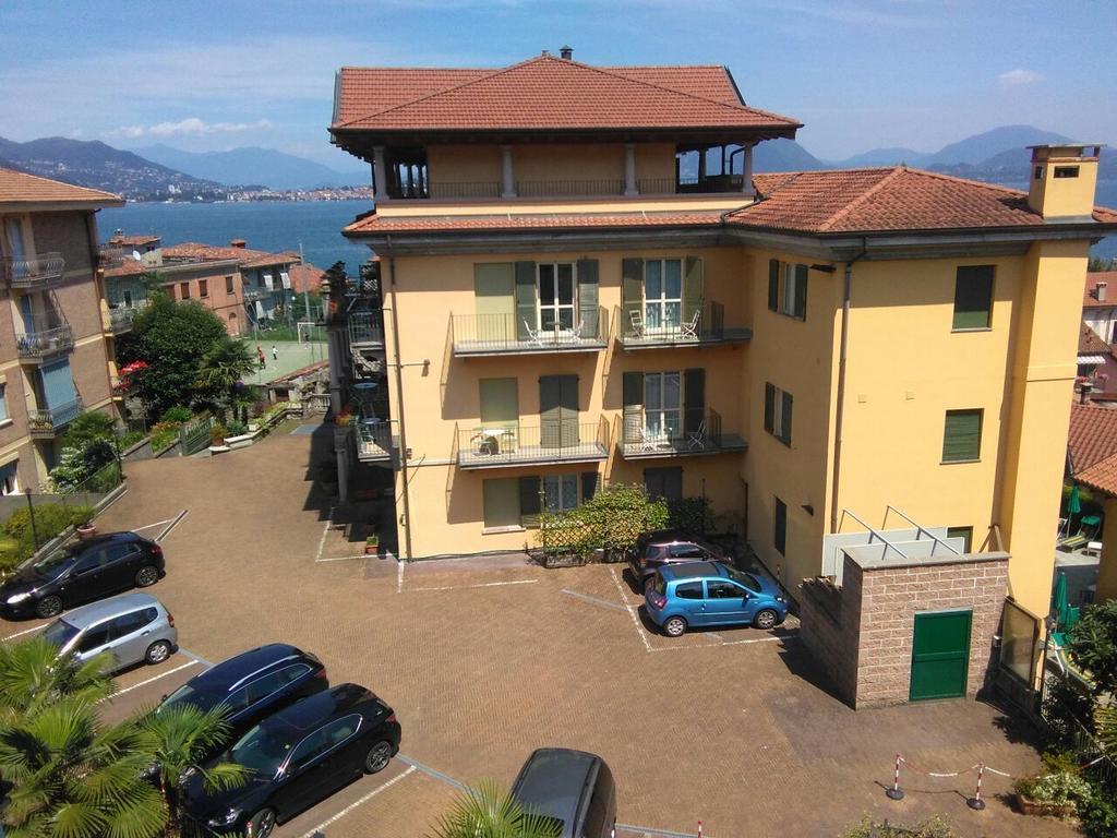 Hotel Azalea Baveno Exteriör bild