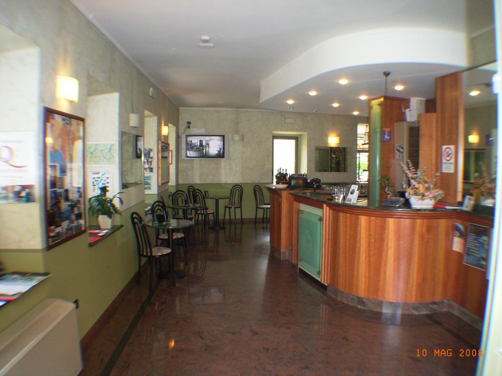 Hotel Azalea Baveno Exteriör bild